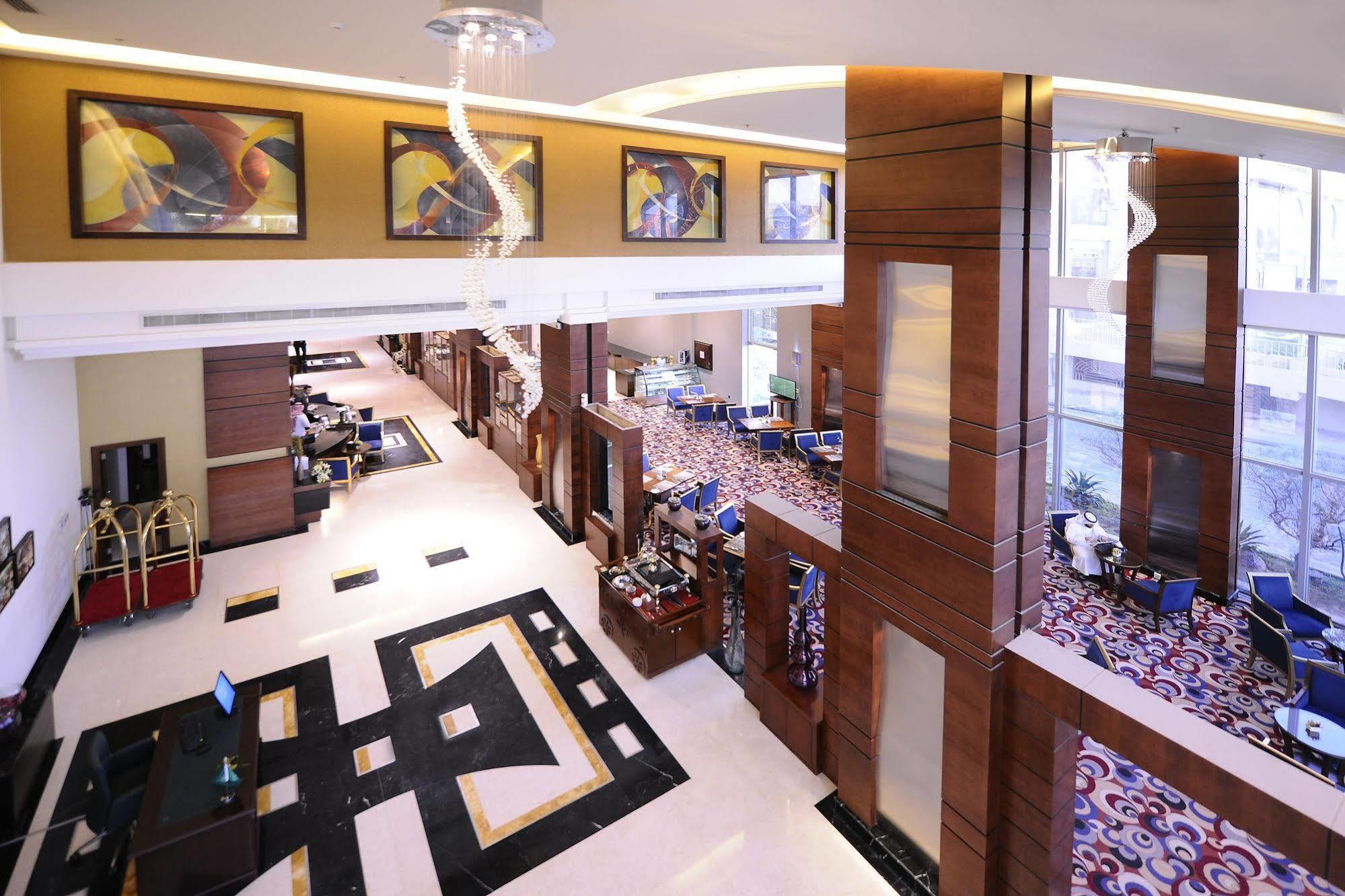 Qaser Al Hamra By Warwick Riyadh Exterior photo